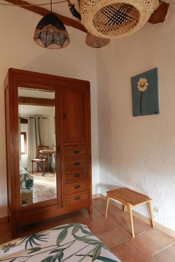 Le Priolat Des Anges Aux Portes Des Gorges Du Verdon Trigance Esterno foto